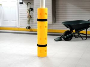 Защита автомобиля от ударов о колонны при парковке