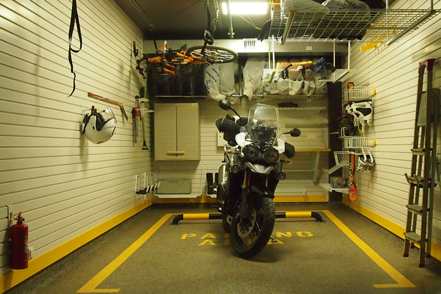 гараж для мотоциклиста 2