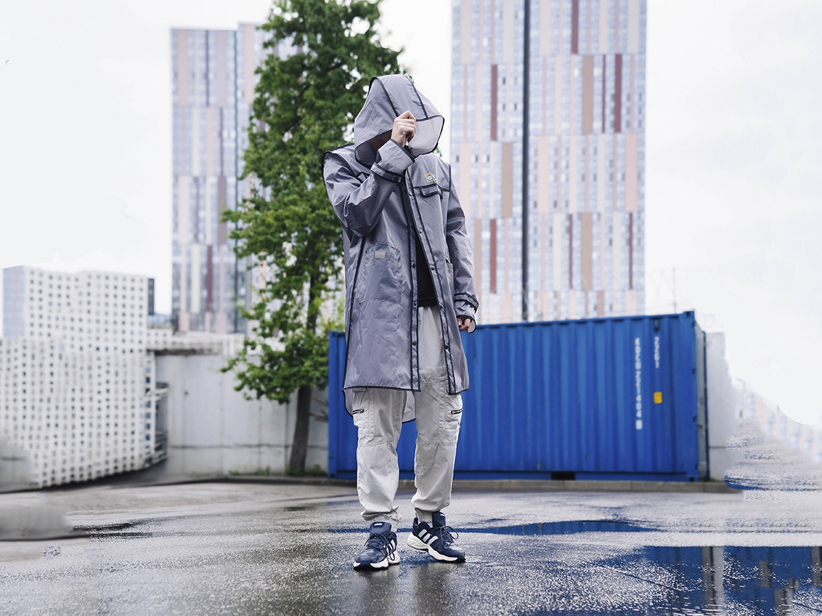 Плащ-дождевик oversize с карманами