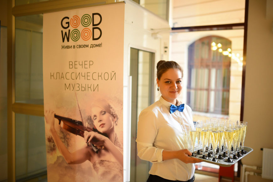 Корпорация Good Wood проводит такие вечера ежегодно в Москве и Нижнем Новгороде. В Санкт-Петербурге и с участием ГаражТек мероприятие состоялось впервые...