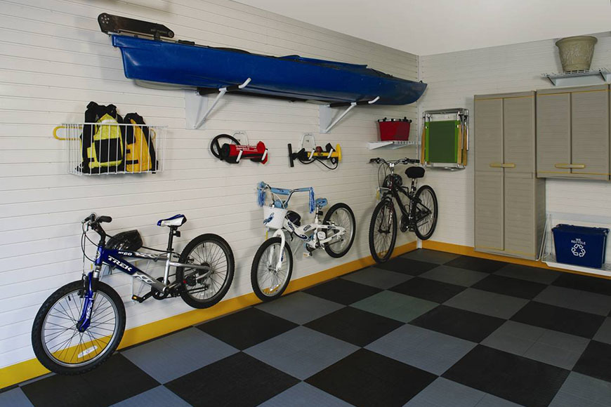 гараж для путешественника с системой хранения GarageTek.
